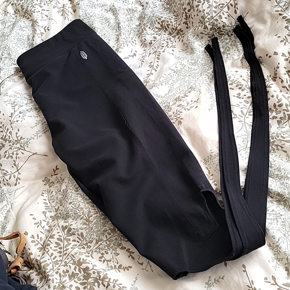 FP Movement Turnout Black Tie Leggings - Picture 4 of 7